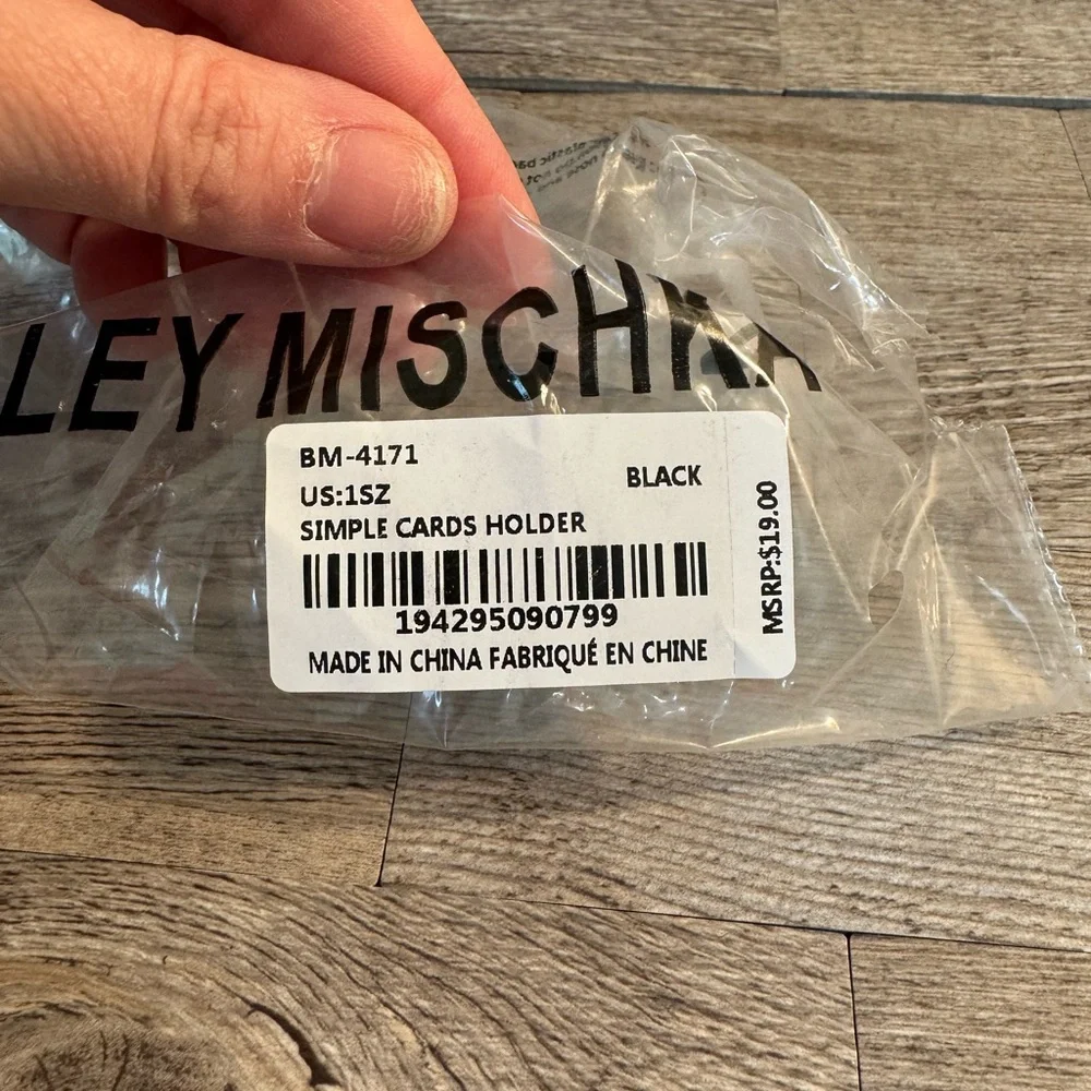 Badgley Mischka Black Leather Wallet NWT - Picture 4 of 5